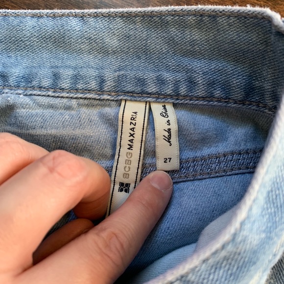 BCBG Ripped Jeans Size 27 - Picture 5 of 8